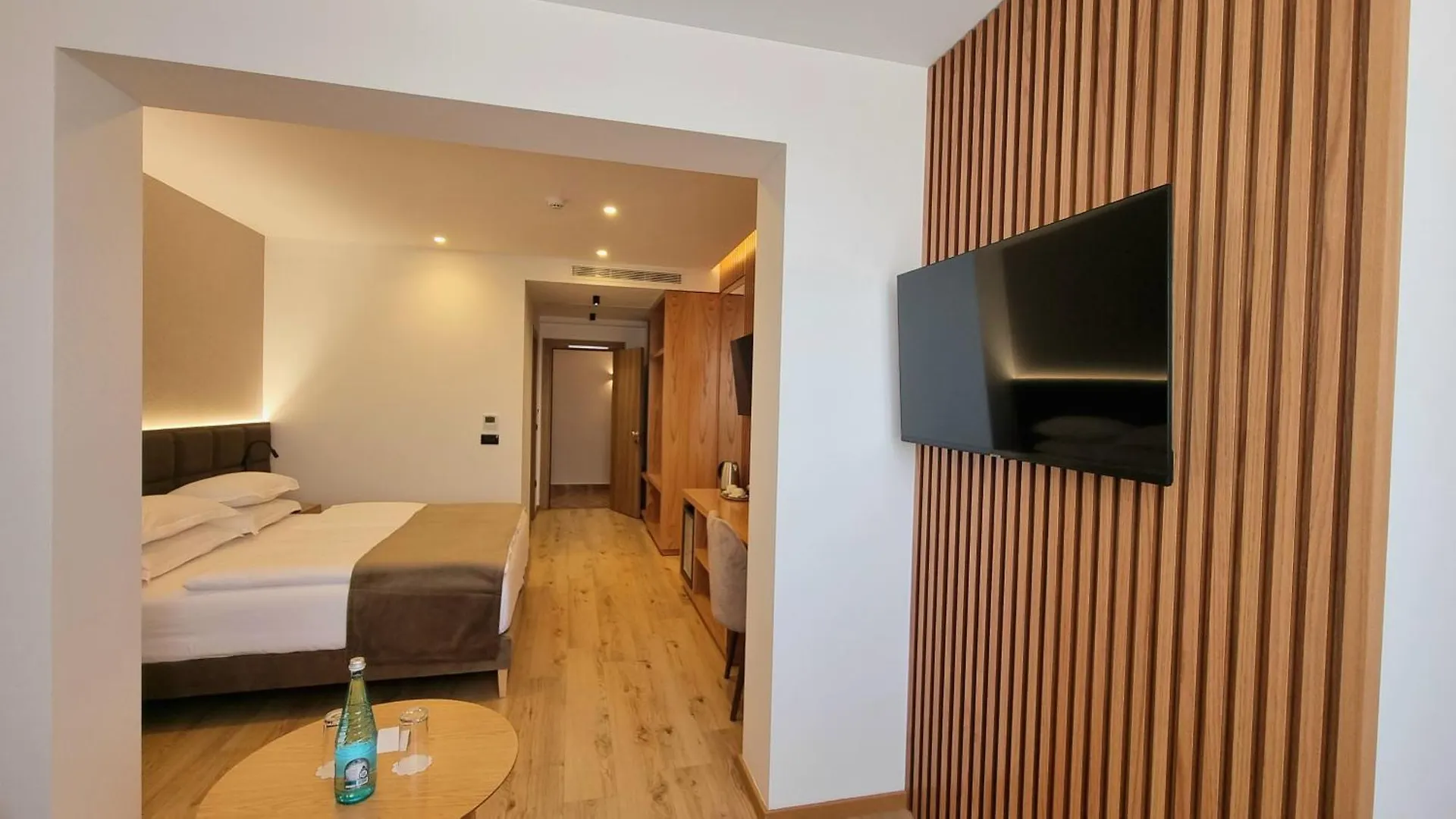 Sibb Hotel ティラナ