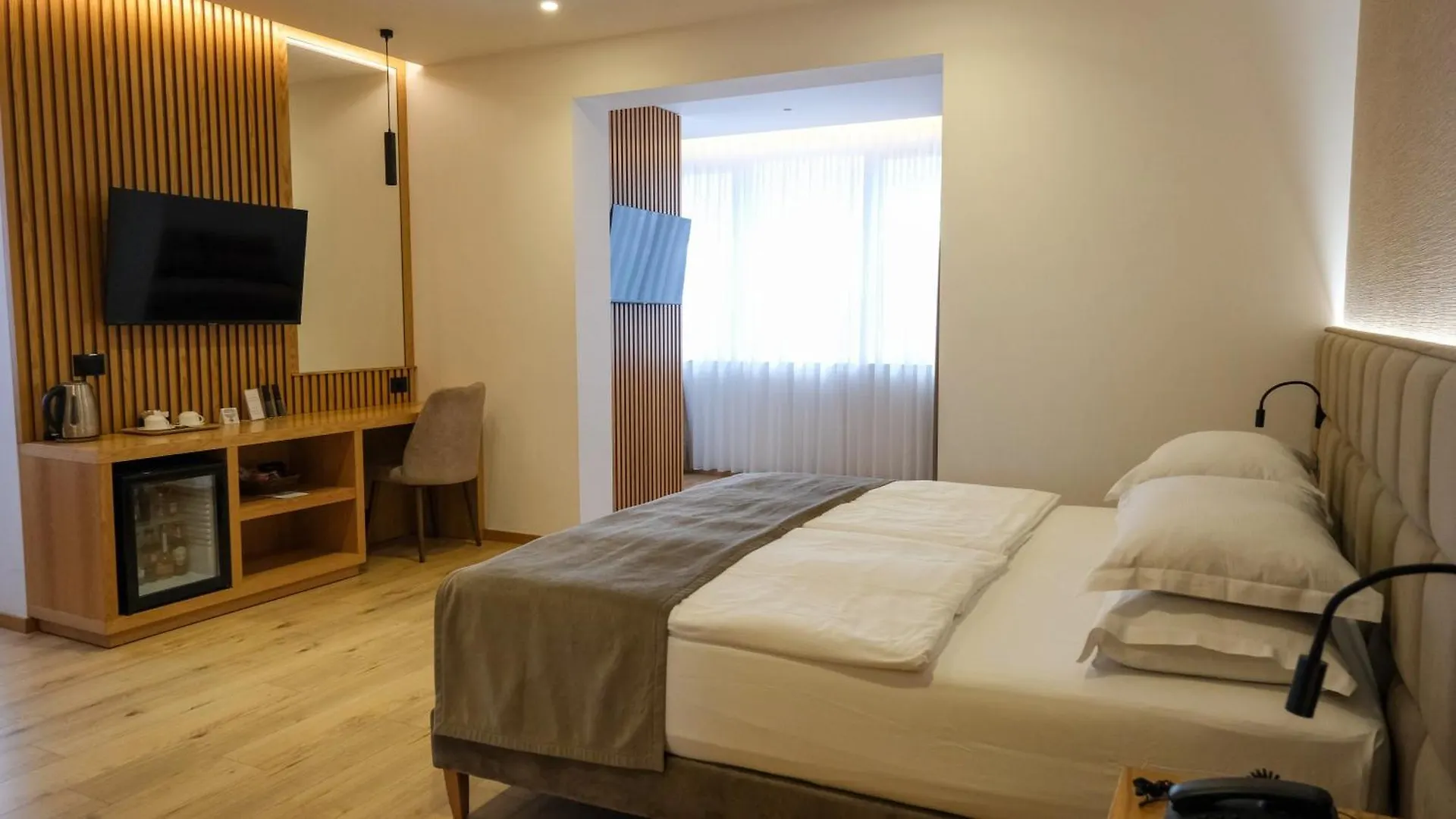 Sibb Hotel ティラナ